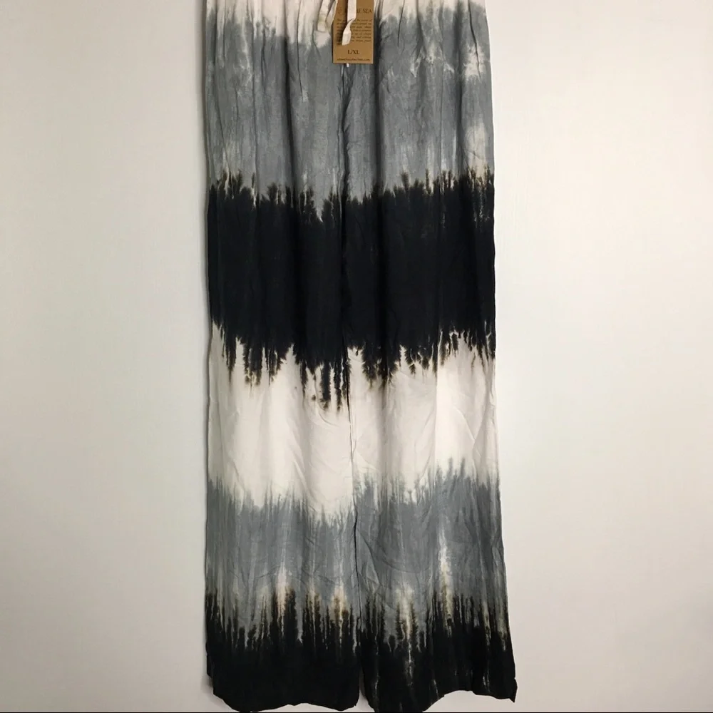 Tie-Dye Wide Leg Pants - Black & Gray - Picture 4 of 11